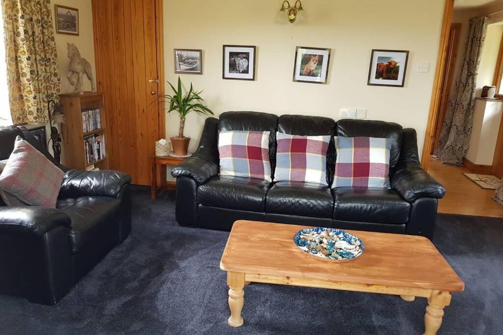 Rowan Cottages With Panoramic Views Of The Stiperstones And Walks On The Doorstep ชรูว์สเบอรี ภายนอก รูปภาพ