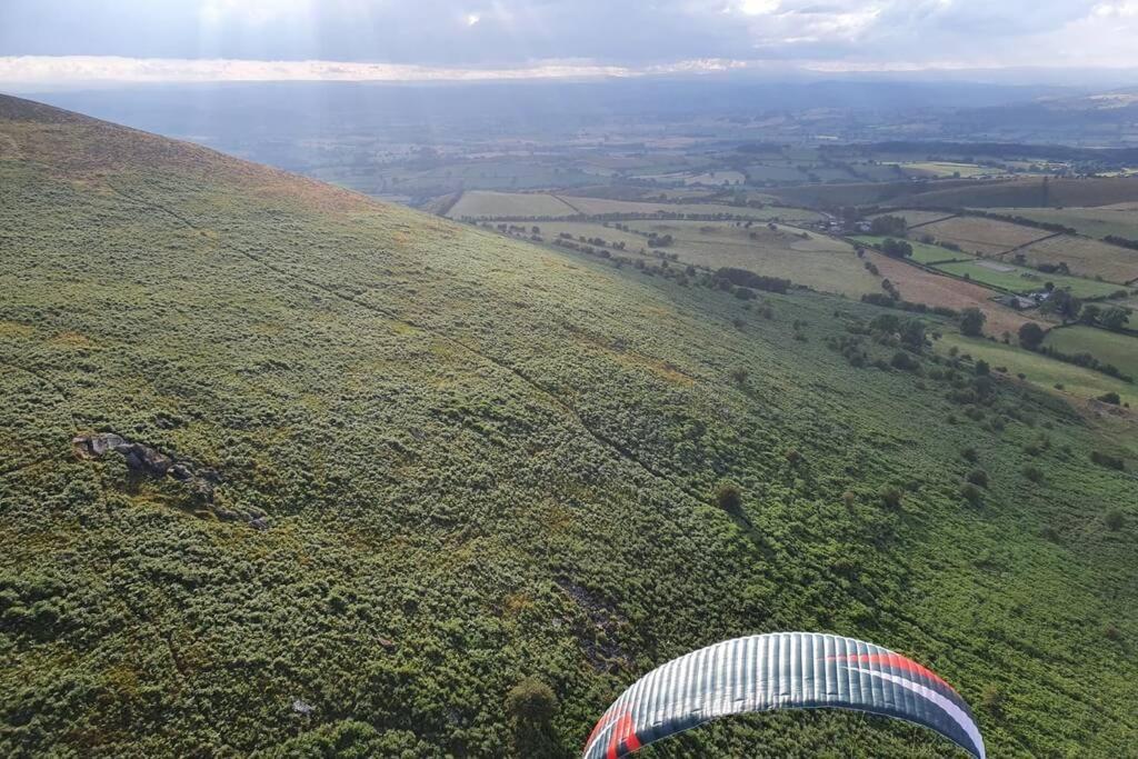 Rowan Cottages With Panoramic Views Of The Stiperstones And Walks On The Doorstep ชรูว์สเบอรี ภายนอก รูปภาพ